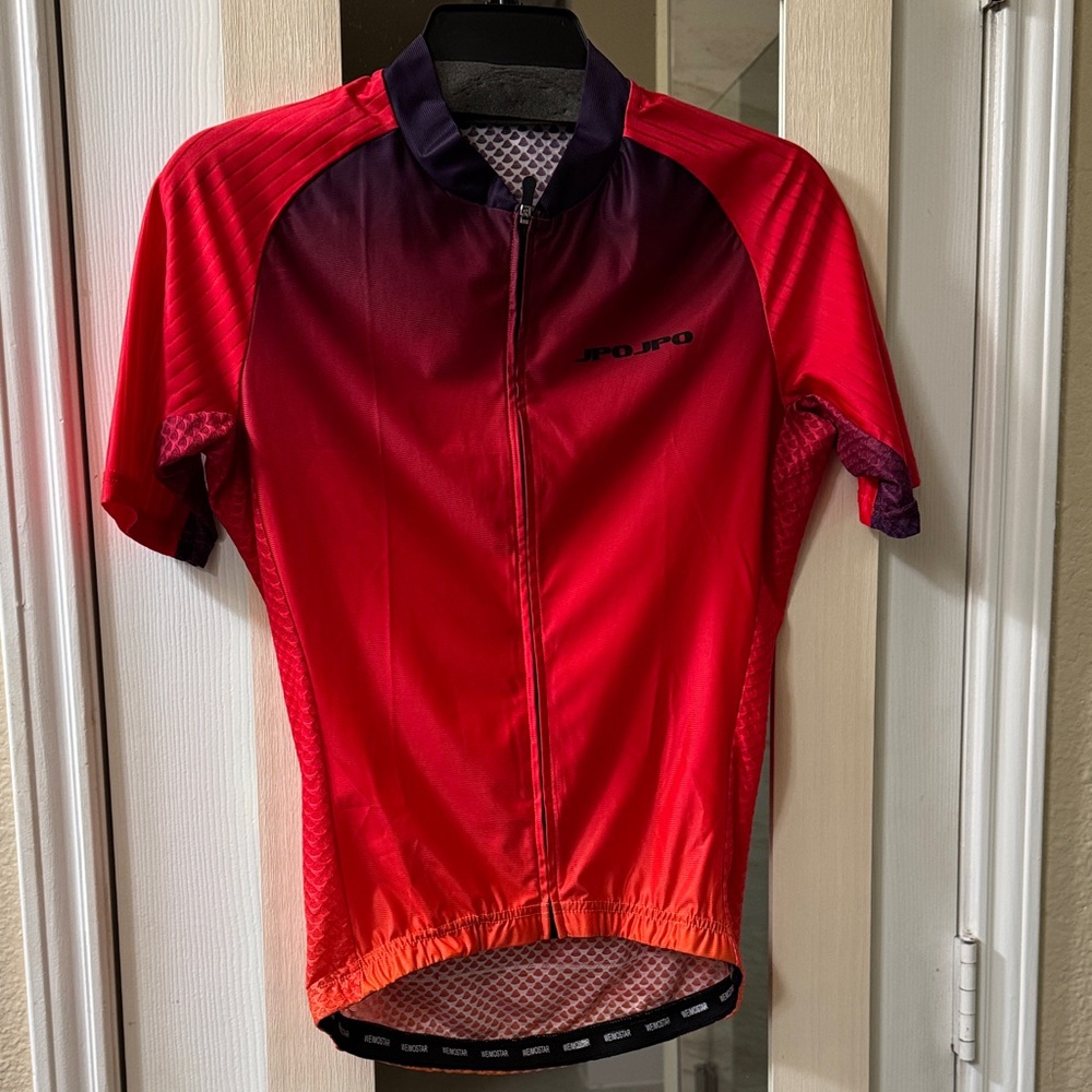 Women's Red Cycling Top
